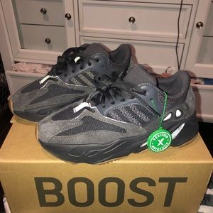 Yeezy 700 Utility Blacks